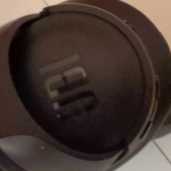 JBL Tune 720BT Bluetooth Wireless Over-Ear Foldable Headphones - Black - Picture 3 of 3